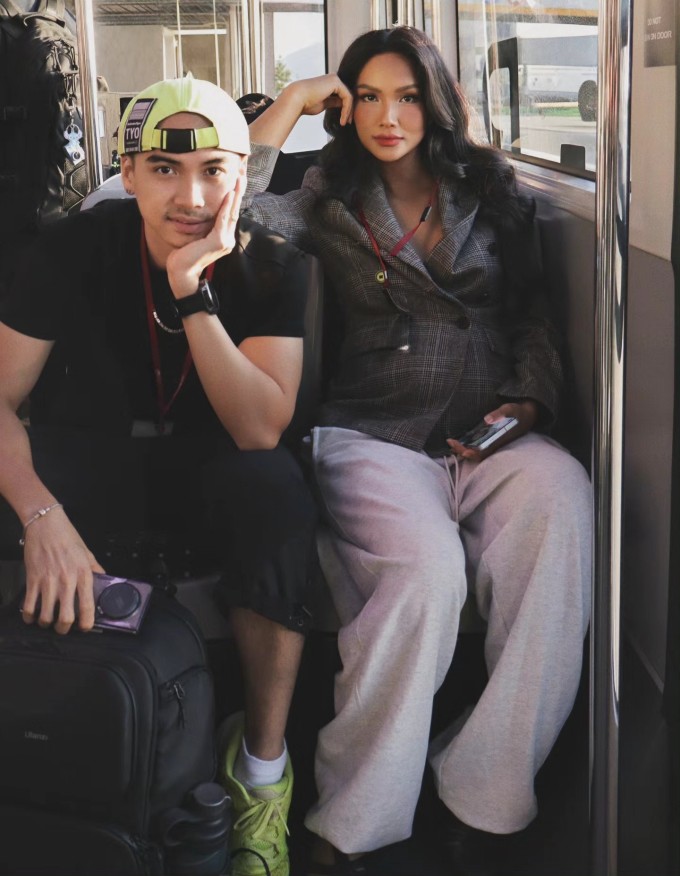 Vợ chồng H’Hen Niê trong chuyến công tác Đài Loan hồi tháng 6.