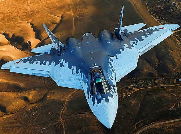 Su-57 - Tầm bay: 2.175 dặm (3.500 km) - Tốc độ tối đa: Mach 2.0 (2.470 km/h) - Vũ khí: Tên lửa R-77, R-74, Kh-59MK2, KAB-250. (Ảnh: Bulgarian Military)