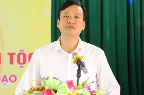 Bị can Lê Ô Pích. 