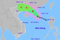 Bão số 7 giật lên cấp 11, dự báo tiếp tục mạnh thêm
