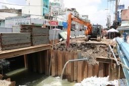 Tin tức trong ngày - Đề xuất làm hồ ngầm dưới sân bóng đá để xóa ngập khu vực Thủ Đức, TP.HCM