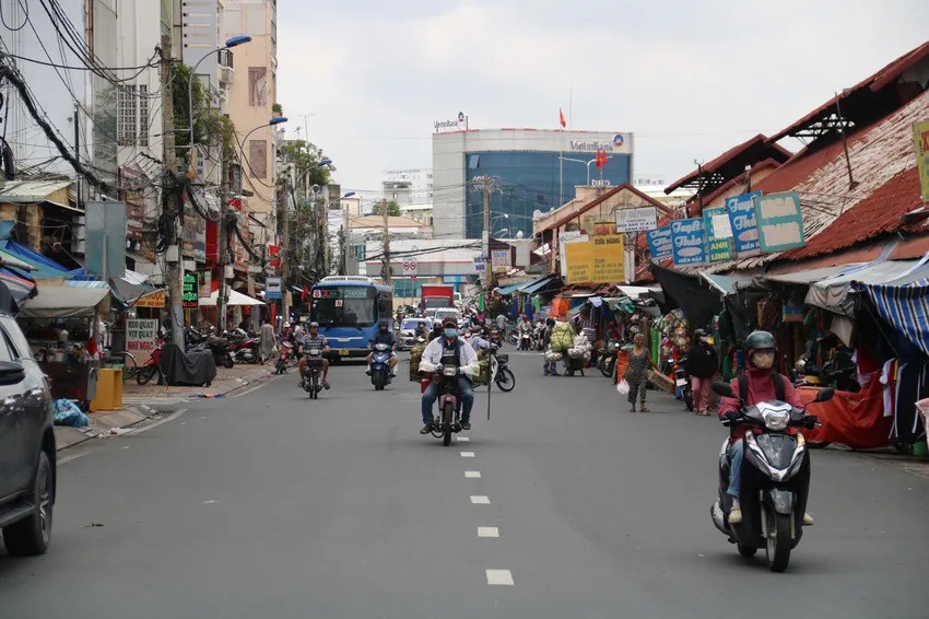 Đề xuất làm hồ ngầm dưới sân bóng đá để xóa ngập khu vực Thủ Đức, TP.HCM - 6