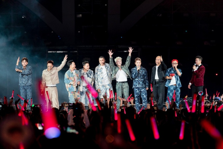 Concert cuối cùng ở miền Nam diễn ra khi mưa vẫn khá nặng hạt. Tuy nhiên, điều này không ảnh hưởng tới không khí sôi động được tạo nên bởi hơn 30 nghệ sĩ và hàng vạn khán giả.