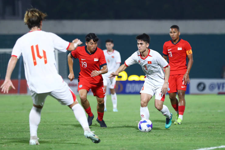 Đừng lo! U23 Việt Nam của ông Kim Sang-sik càng đá càng hay - 1