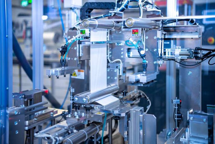 Vì vậy việc tái chế pin sẽ giúp xe điện trở nên rẻ và thân thiện với người dùng hơn.