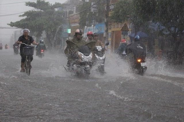 Theo dự báo thời tiết, miền Bắc chuẩn bị có mưa lớn do ảnh hưởng hoàn lưu bão số 7. Ảnh minh họa: TL