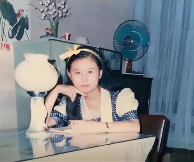 Lý Lệ hồi trẻ.