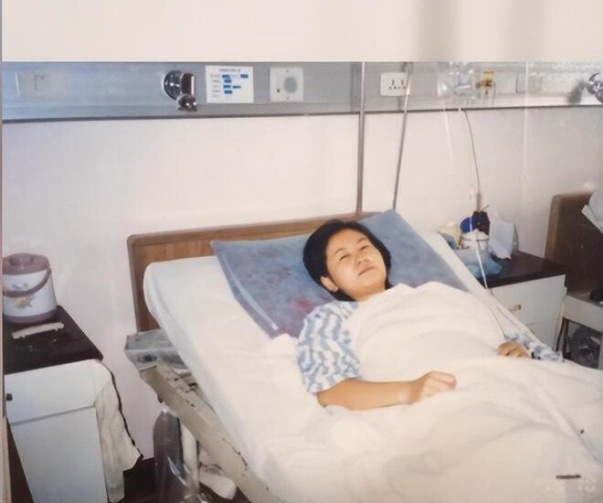 Lý Lệ đã trải qua 3 lần phẫu thuật.