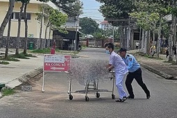 Một người bịt mắt nhảy lầu tại Bệnh viện Đa khoa Bình Thuận