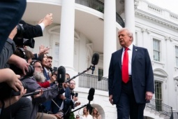 Thế giới - Ông Trump tuyên bố sẵn sàng bước vào 'giai đoạn hai' trừng phạt Nga