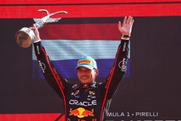 Đua xe F1, Italian GP: Verstappen cầm chân McLaren và giành chiến thắng tại Monza