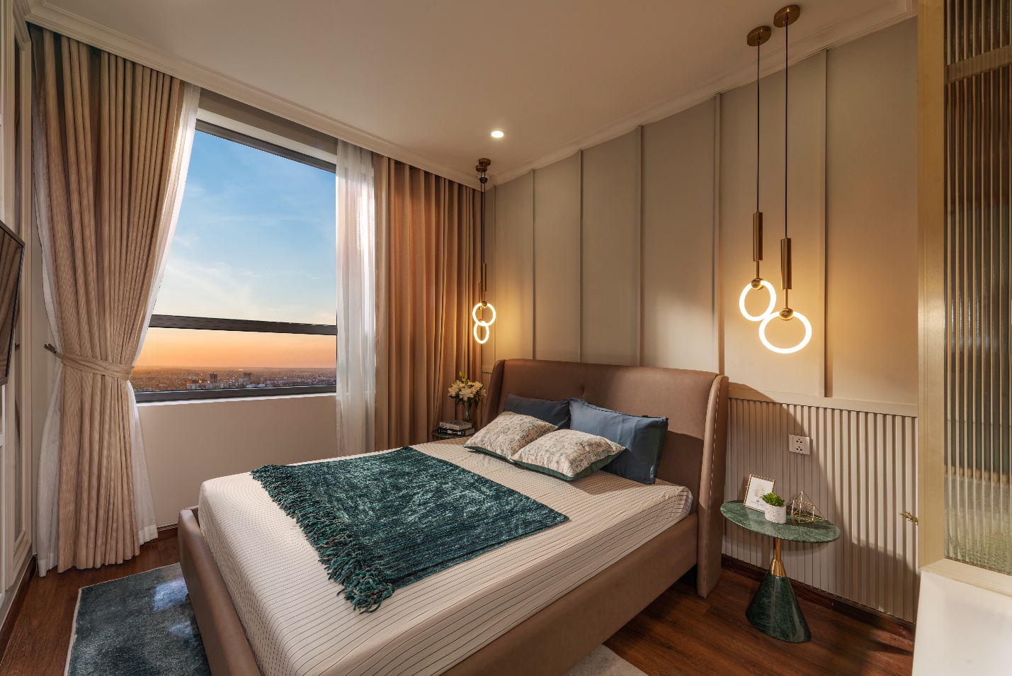 Các phòng tại Hanoi Melody Residences đều ngập sáng. Ảnh: HMR
