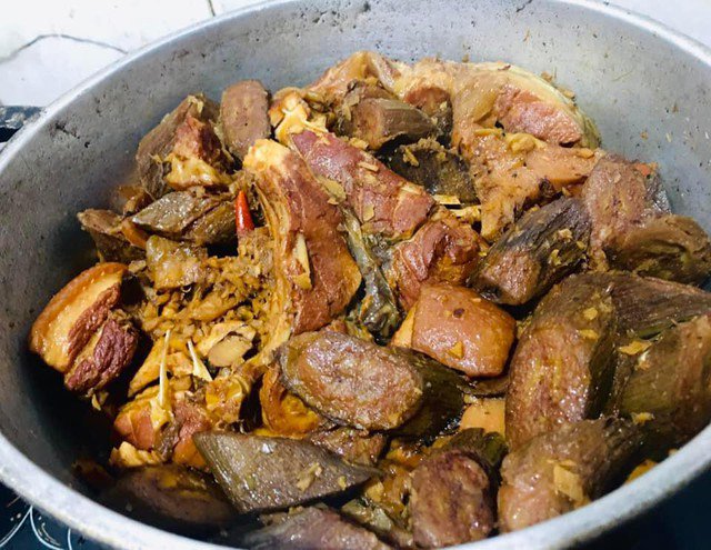 Chưa biết làm món gì ngày mưa bão, thử ngay 5 món ngon khó cưỡng này vừa dễ làm, giúp ấm cơ thể - 6