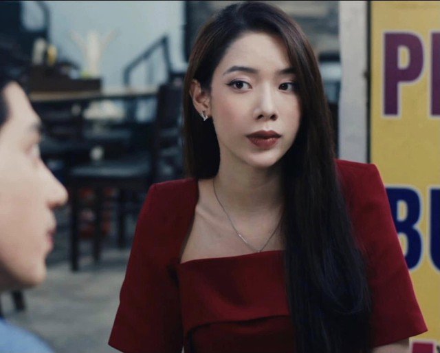 Cách đây ít lâu, Thanh Phụng còn được vào phim "Đội điều tra số 7" mùa 2 của Điện ảnh Công an Nhân dân. Vai diễn Thiên Kim đã giúp cô đến gần với khán giả và nhận được sự yêu mến của mọi người.