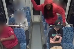 Giải trí - Nghệ sĩ Ukraine bị người vô gia cư sát hại trên tàu điện ở Mỹ