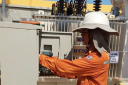 Thị trường - Tiêu dùng - EVN giải thích lý do hơn 3,2 triệu hộ có hoá đơn tiền điện tăng mạnh