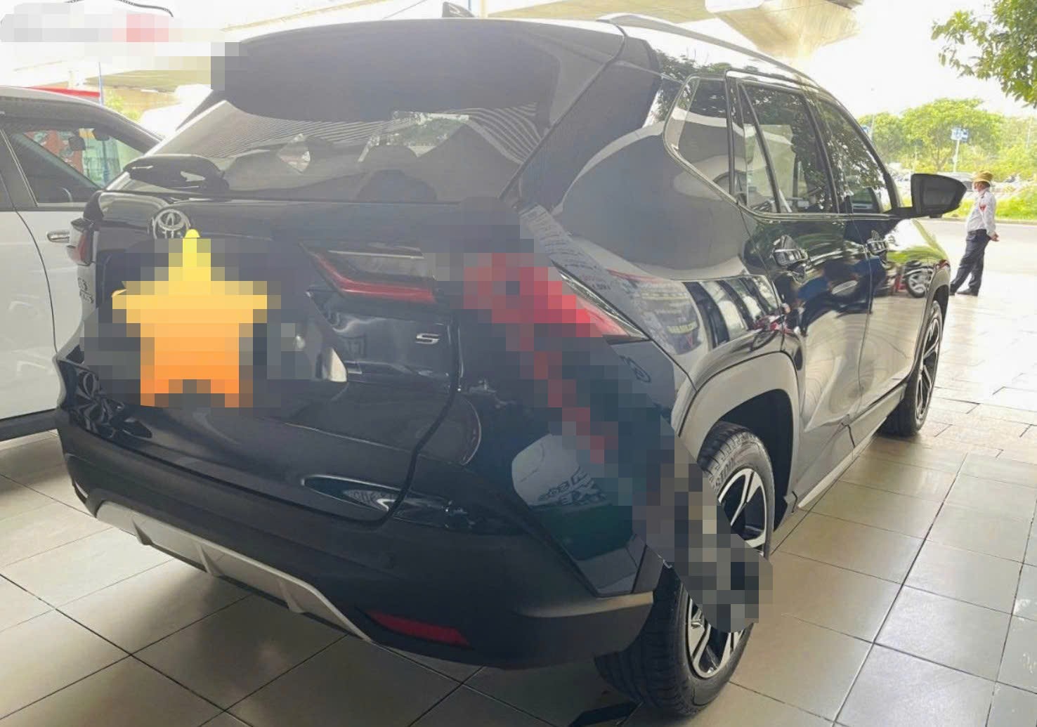 Toyota Yaris Cross 1.5 D-CVT 2024 giá hời trong "tháng ngâu" - 3