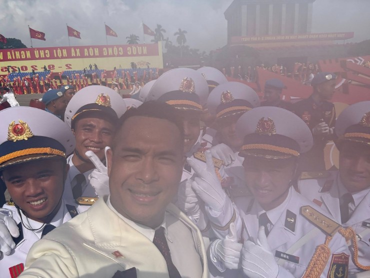 Trương Thế Vinh rao bán “máy giặt” selfie có lớp sương mờ như đang ở Đà Lạt - 3