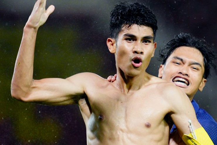 Kakana ghi bàn thắng quyết định đưa U23 Thái Lan đến vòng chung kết