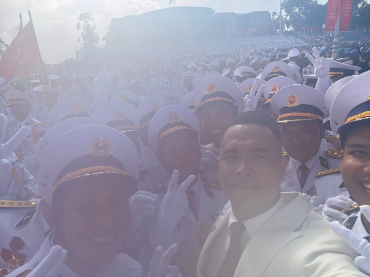 Trương Thế Vinh rao bán “máy giặt” selfie có lớp sương mờ như đang ở Đà Lạt - 5
