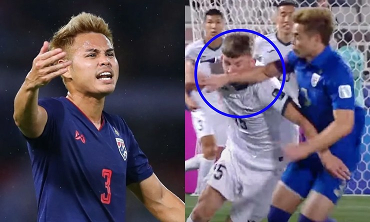 Theerathon Bunmathan thúc cùi chỏ vào đối phương và phải nhận thẻ đỏ