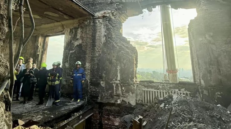 Cảnh tượng thiệt hại bên trong tòa nhà chính phủ Ukraine. Ảnh: Ukrainska Pravda.