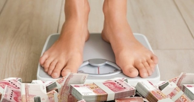 Công ty thưởng 20.000 nhân dân tệ cho nhân viên giảm 20 kg