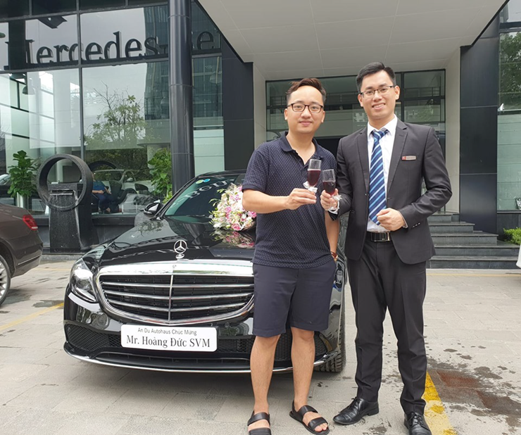 "Chủ tịch" Hoàng Đức của SVM từng sắm xe Mercedes-Benz trị giá 1,71 tỷ đồng.