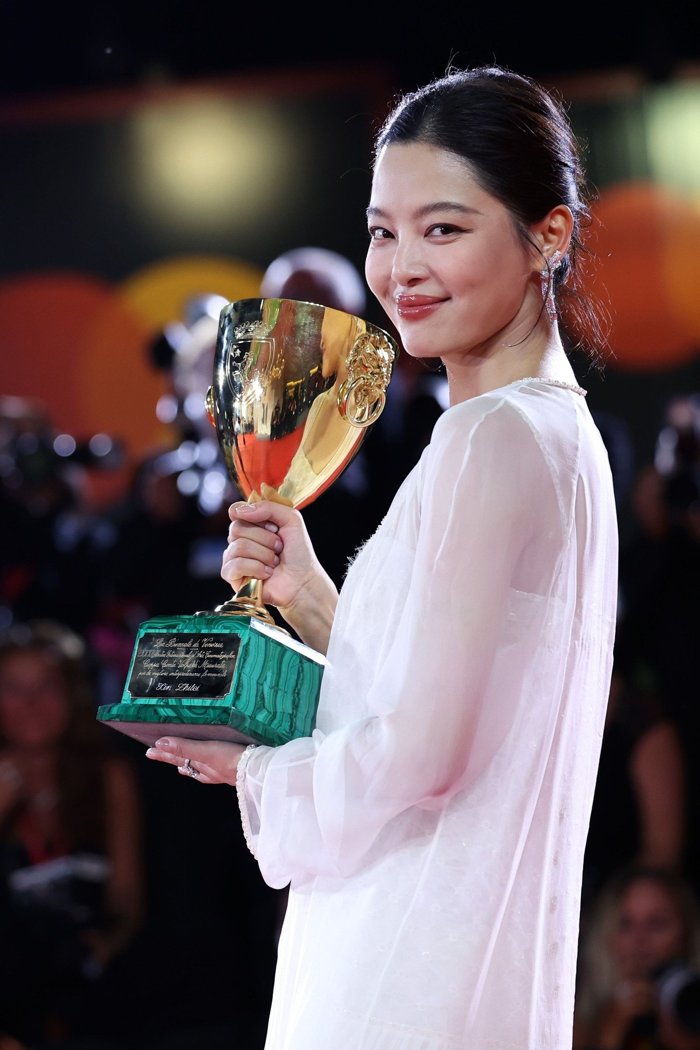 Tân Chỉ Lôi thăng cấp trong showbiz Hoa ngữ nhờ giải ảnh hậu Venice. Ảnh: Getty Images.