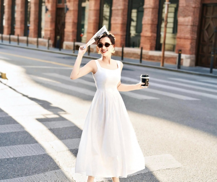 Nhan sắc xinh đẹp của Lã Thanh Huyền.