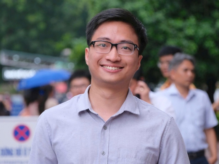 Vũ Ngọc Duy vừa trở thành thủ khoa kỳ thi bác sĩ nội trú của Trường Đại học Y Hà Nội. Ảnh: Thúy Nga