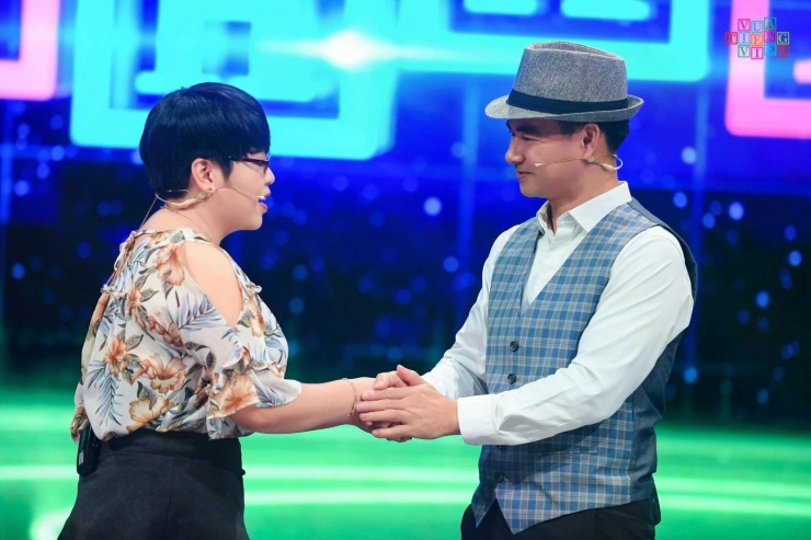 MC Xuân Bắc và người chơi Vua tiếng Việt.