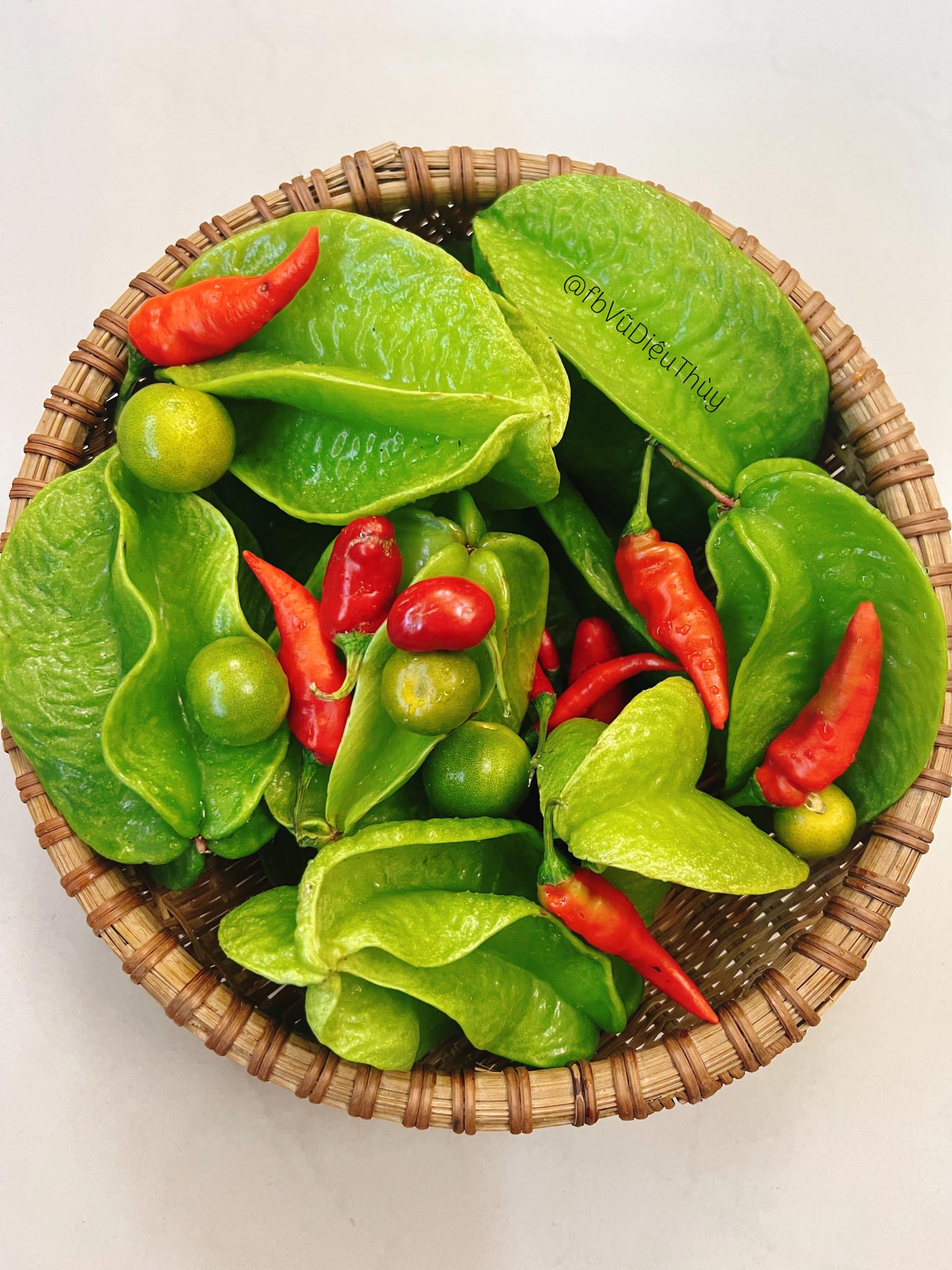 Bí quyết làm nộm tai heo khế chua giòn sần sật, ăn cả đĩa không thấy chán - 2