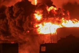 Thế giới - Israel không kích dồn dập thủ đô của Yemen