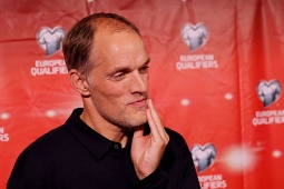 ĐT Anh đại thắng "5 sao", HLV Tuchel khen ngợi Guehi và sao Nottingham Forest