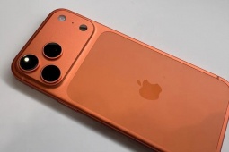 Ảnh: Trên tay iPhone Air và iPhone 17 Pro Max đáng quan tâm nhất lúc này