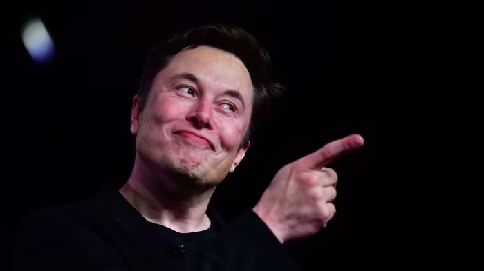 Elon Musk tiếp tục giữ ngôi vương