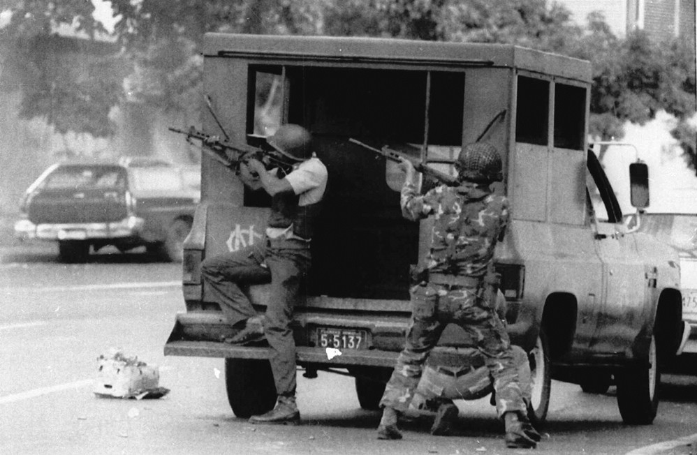 Cuộc đảo chính năm 1992 do ông Hugo Chavez lãnh đạo tuy thất bại nhưng đã tạo ra ảnh hưởng to lớn. Ảnh: Venezuelanalysis.com