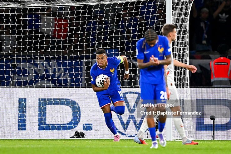 Mbappe gieo hy vọng cho ĐT Pháp