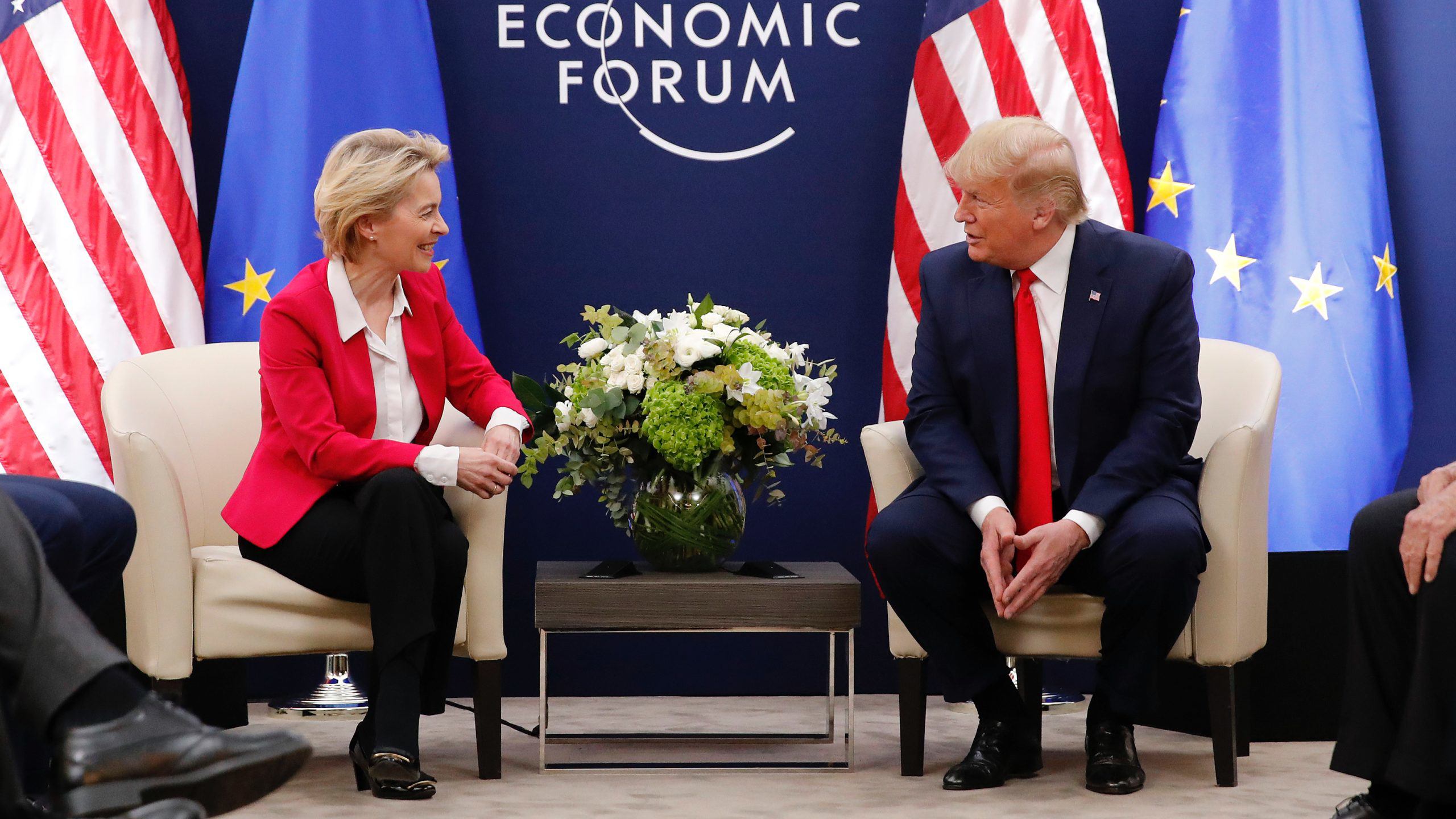 Ông Trump muốn EU tung đòn thuế “không tưởng” - 1
