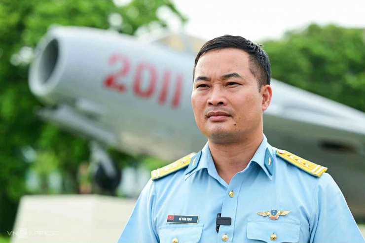 Thượng tá Đỗ Toàn Thịnh, Chủ nhiệm chính trị Trung đoàn Không quân 927, Sư đoàn 371. Ảnh: Giang Huy