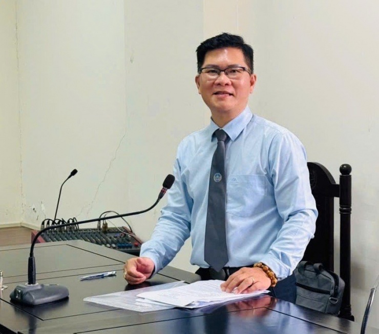 Tiến sĩ – Luật sư Lê Bá Thường