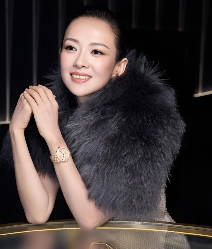 Tại sự kiện, khi gặp gỡ mọi người, Chương Tử Di bày tỏ rằng, tình yêu - dù là tình thân, tình bạn hay tình yêu đôi lứa - đều nên hiện diện bên cạnh mình từng phút từng giây.