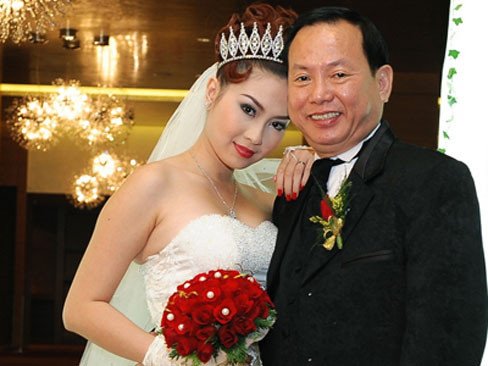 Cuộc hôn nhân của người đẹp Thu Vân với anh trai hoa hậu Kim Hồng ngắn đến phát hoàng, vỏn vẹn 2 tuần