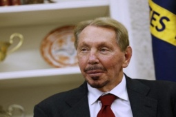 Kinh doanh - Larry Ellison giàu thêm 110 tỷ USD, áp sát Elon Musk trên bảng xếp hạng tài sản