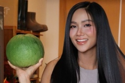 Dưỡng tóc dài đen mượt bằng vỏ bưởi như Hoa hậu H'Hen Niê