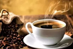 Những thực phẩm và thói quen 'cực xấu' tàn phá giấc ngủ của bạn