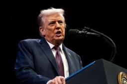 Thế giới - Ông Trump lên tiếng vụ UAV xâm nhập không phận Ba Lan: Thế là bắt đầu rồi đấy