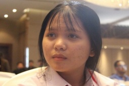 Bạn trẻ - Cuộc sống - Bố qua đời sau một ngày nói hiến tạng cho mẹ, bé gái 11 tuổi nghẹn ngào