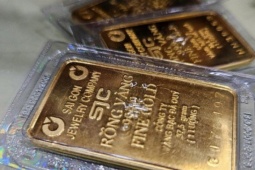 Kinh doanh - Chiều 11-9, giá vàng miếng SJC giảm mạnh